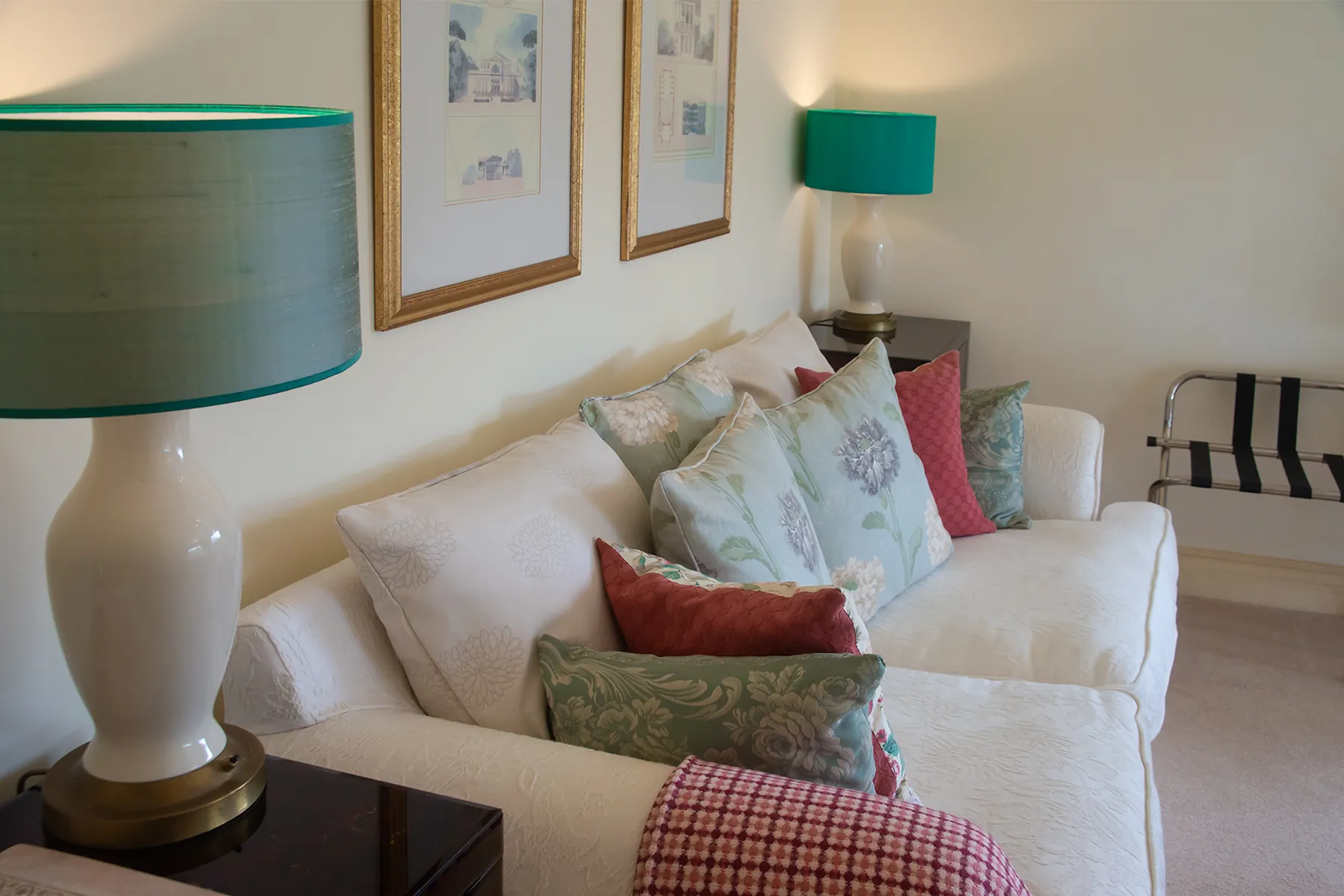 Room 7 at Higher Faugan Parc: the sofa and seating area of the superior room